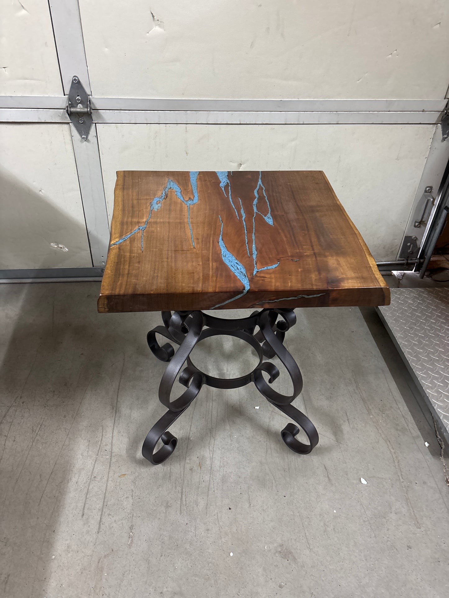 Milan Sq. End w/ Turquoise Inlay