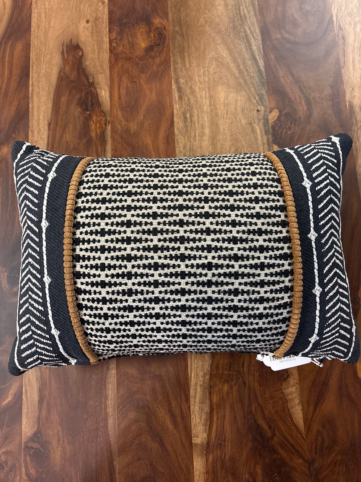 Summit Trail Onyx Pillow 12x18
