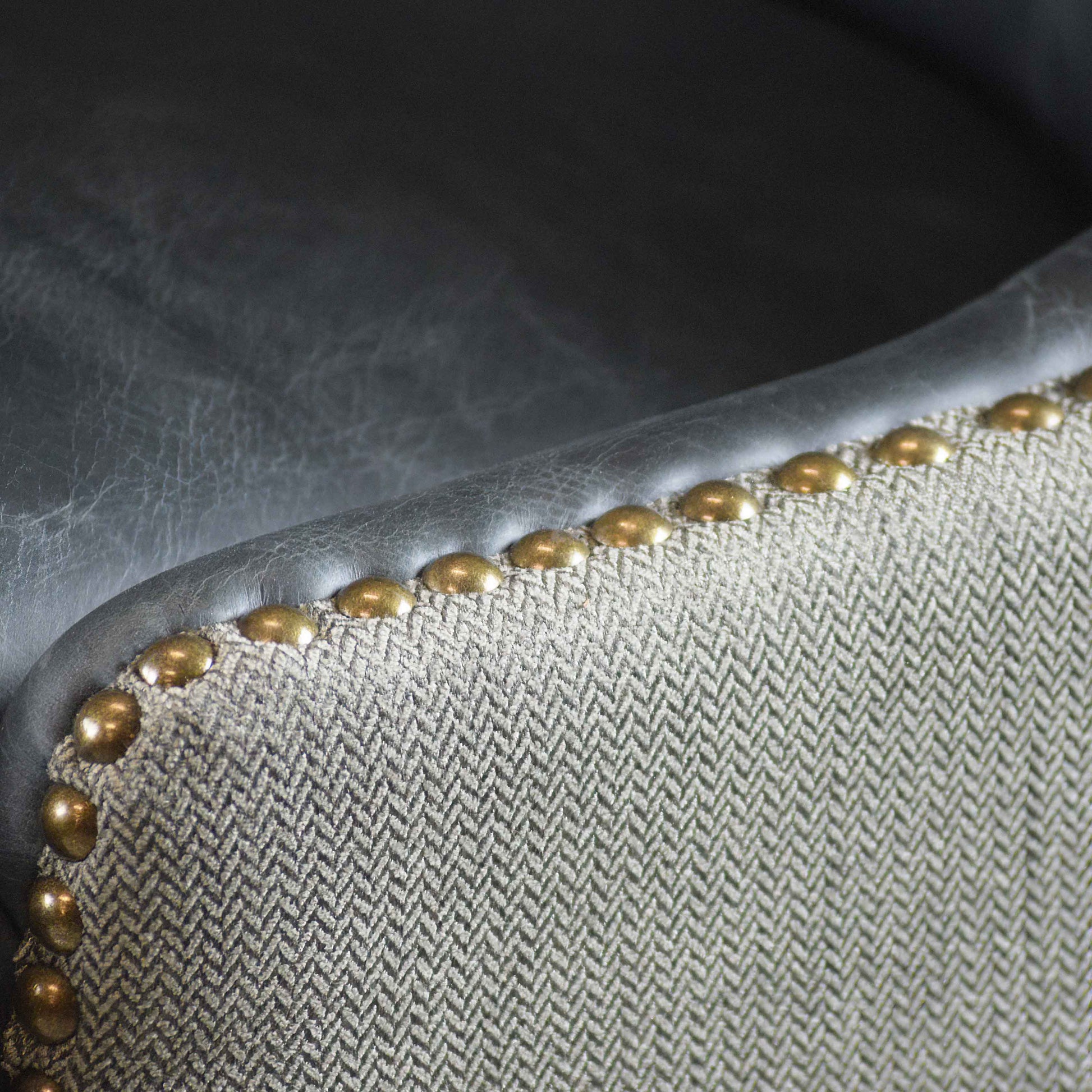 Maxfield Swivel Barstool